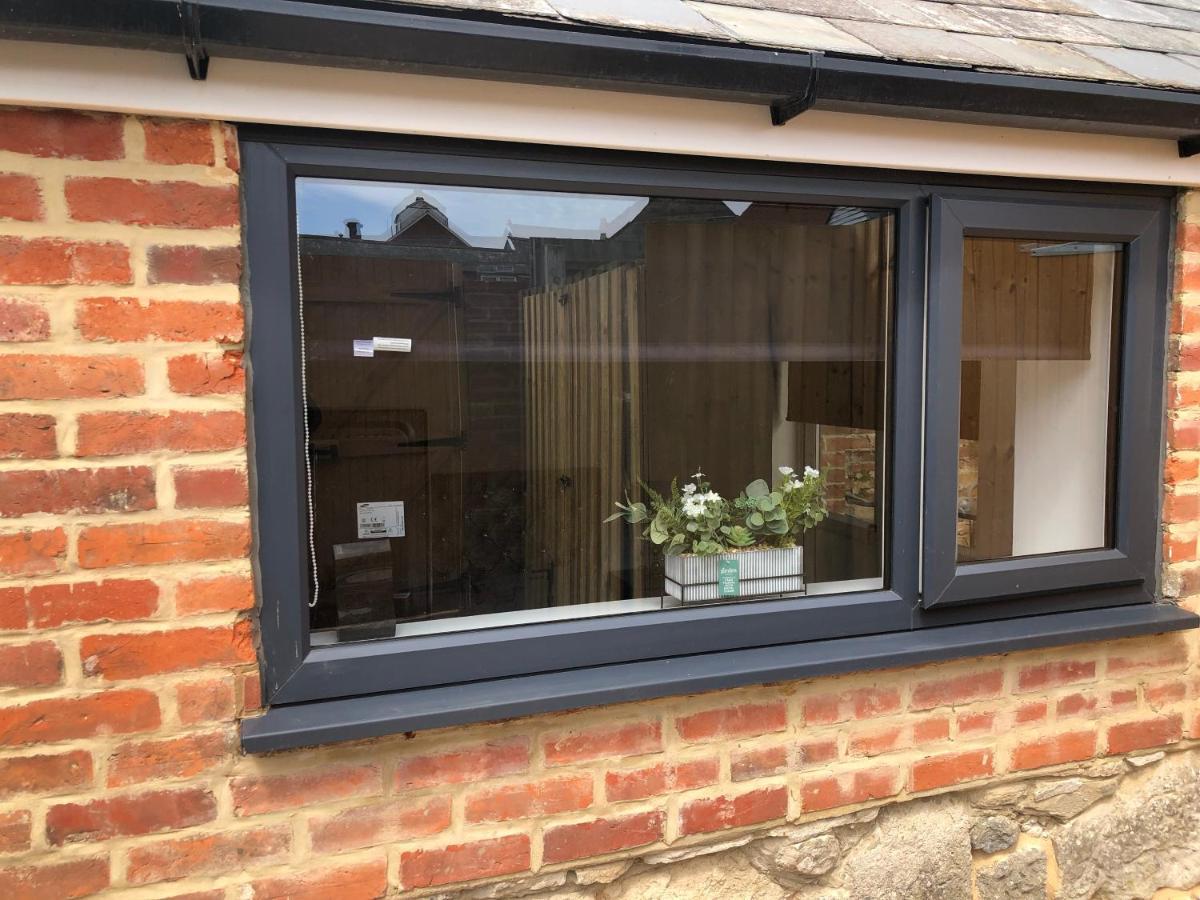 Exclusive Modern Decorated 1 Bedroom Detached Studio Newport  Exterior photo