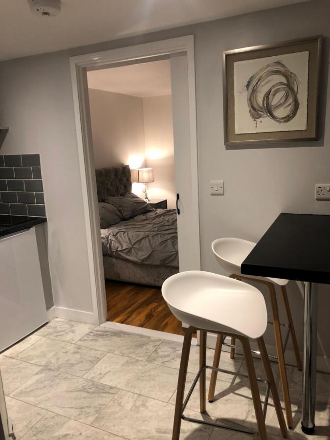 Exclusive Modern Decorated 1 Bedroom Detached Studio Newport  Exterior photo